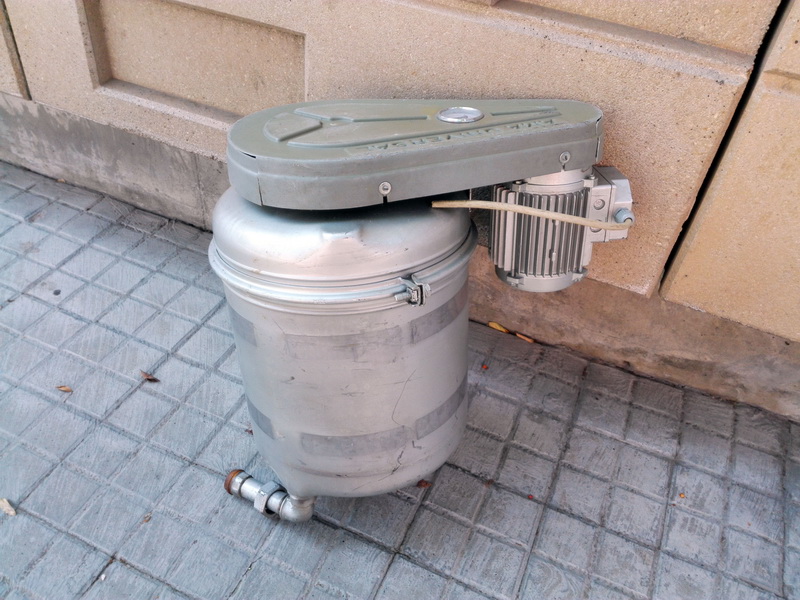 motor compresor metal plastico 63x60x36 1u